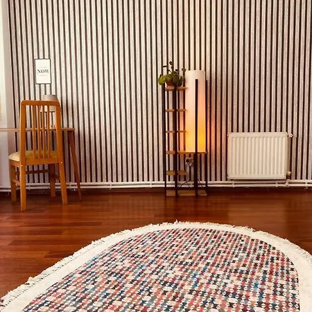 Sea View In Kadikoy Apartment