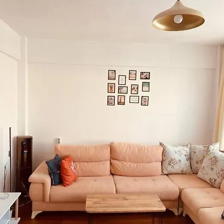 Sea View In Kadikoy Apartment *